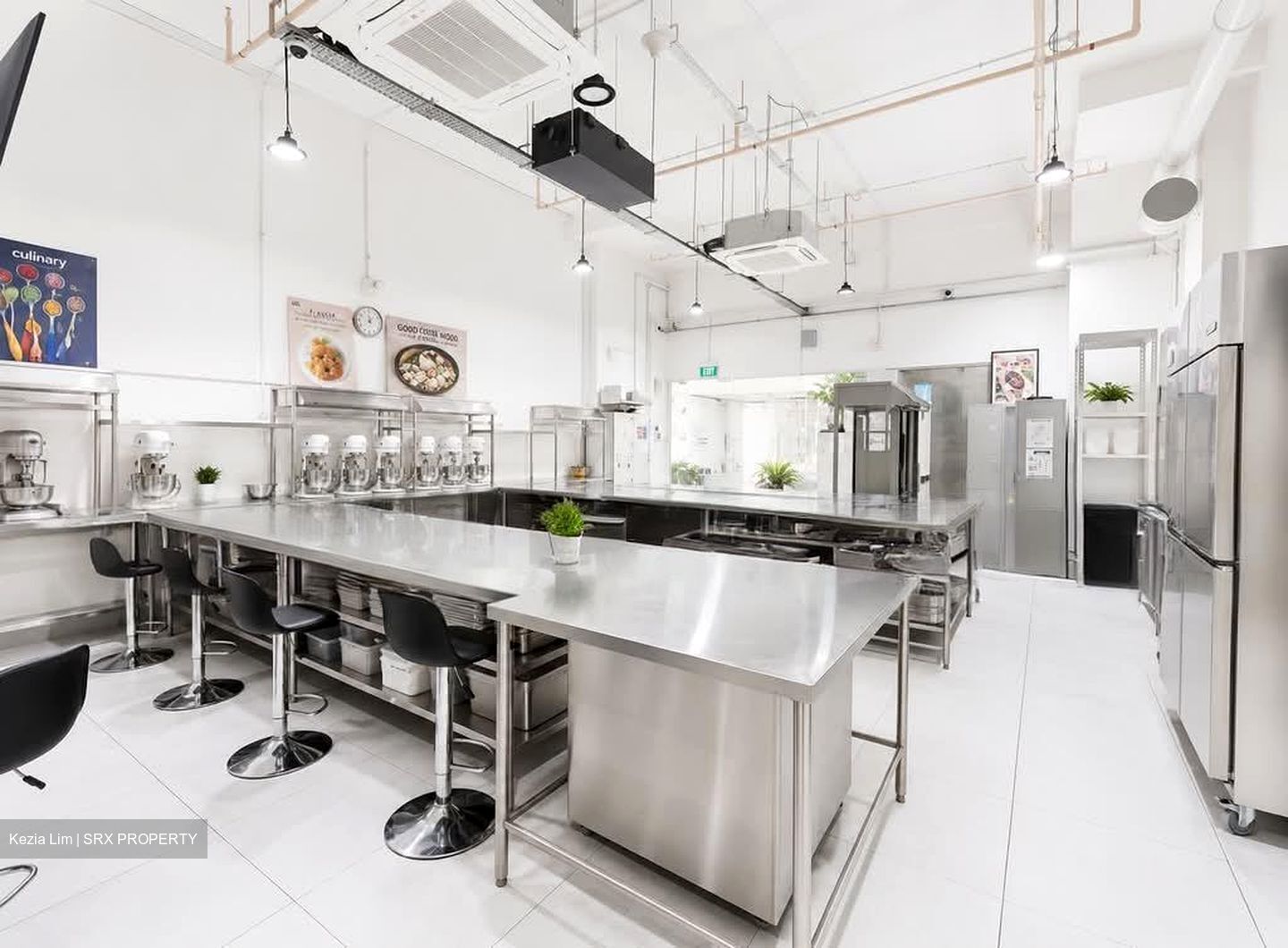 Tai Seng Centre (D13), Factory #559907001